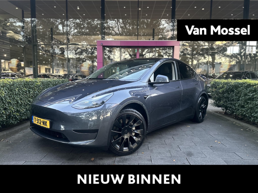Tesla Model Y RWD 58 kWh | WORDT VERWACHT | ACHTERUITRIJCAMERA | PANORAMADAK | STOELVERWARMING | KEYLESS | NAVIGATIE | CLIMATE CONTROL | ELEKTRISCH BEDIENBARE VOORSTOEL MET GEHEUGEN |