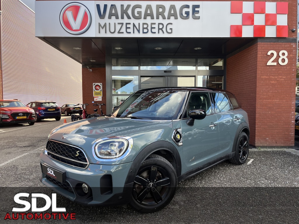 MINI Countryman 1.5 Cooper S E ALL4 Untamed Edition // SCHUIF-KANTELDAK // HARMAN-KARDON // ELEK.STOEL+GEHEUGEN // ADAPT. CRUISE // HEAD-UP DISPLAY // CAMERA //