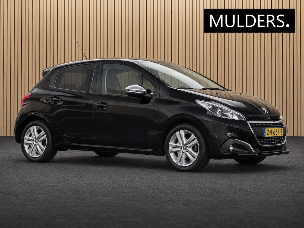 Peugeot 208 1.2 PT Signature | Navi/Airco/PDC/Cruisecontrol