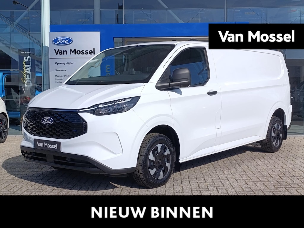 Ford E-Transit Custom 340 L2H1 Trend 71 kWh | VOORRAAD! | Vehicle Integration System | LED Laadruimteverlichting | Laadvloerbescherming | Bekleding zijwand en achterdeuren