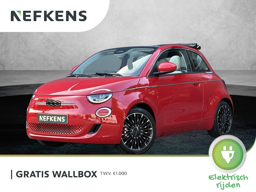 Fiat 500e La Prima 42 kWh Cabrio | ACCU 95% | Navigatie | Leer | Stoelverwarming | Achteruitrijcamera | 17'' LM velgen