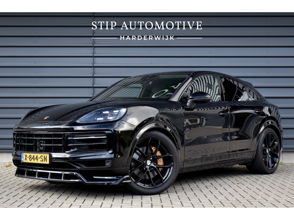 Porsche Cayenne Coupé 3.0 E-Hybrid | Panorama | ACC | 22'' Wielen | Trekhaak | Matrix | Bose |