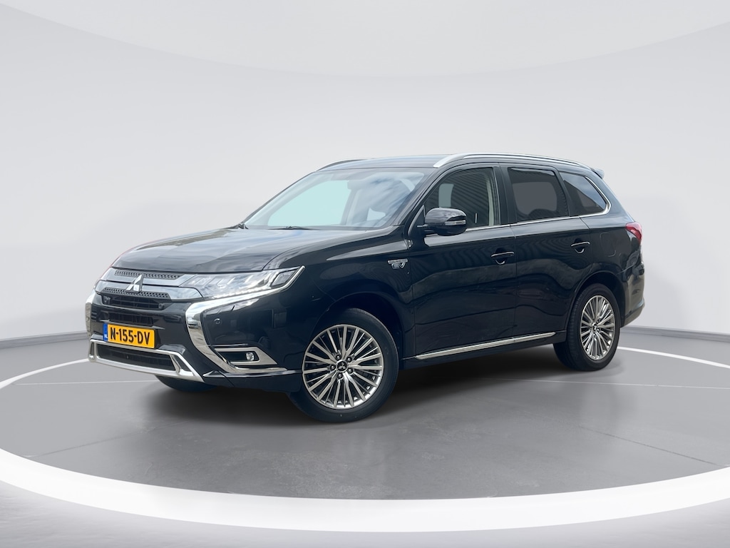Mitsubishi Outlander 2.4 PHEV Intense |CAMERA|CLIMA|CRUISE|TREKHAAK|APK TOT 30.09.2027| 19032 / BINNEN BCA 15/06/26