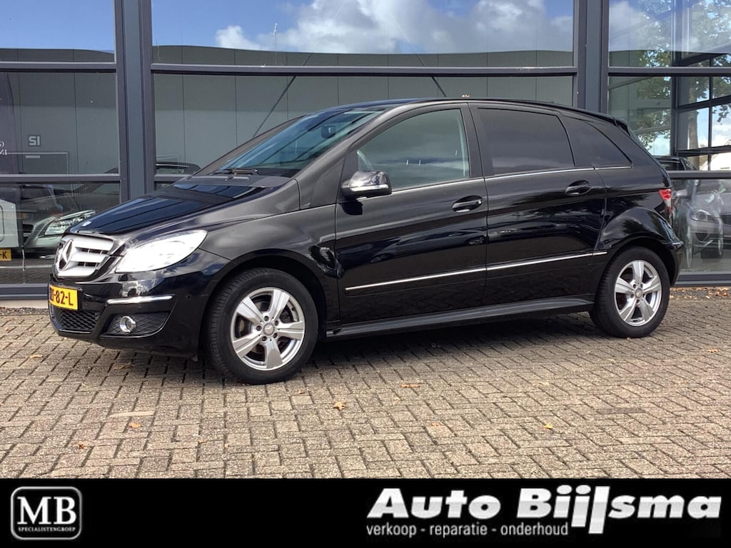 Mercedes-Benz B-klasse 180 automaat, cruise, parkeersensoren, airco