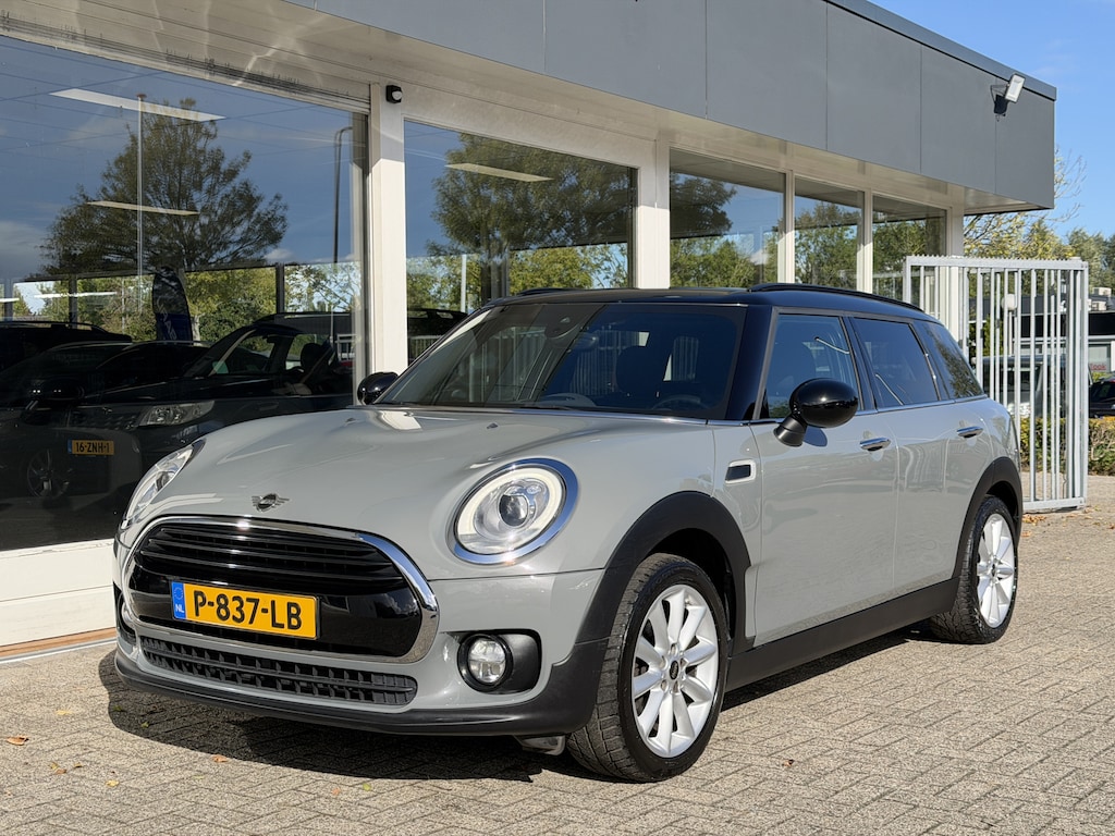 MINI Clubman 1.5 Cooper Chili JCW interieur Navi Cruisecontrol