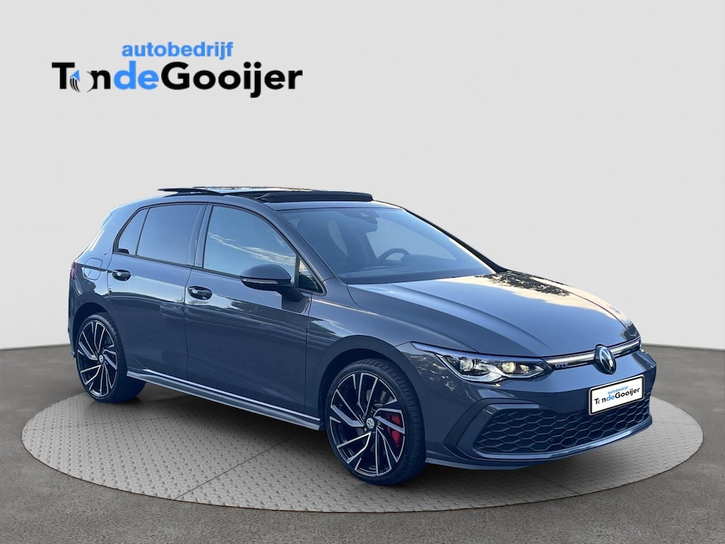 Volkswagen Golf 1.4 eHybrid GTE | NAV. | PANORAMADAK | EL. TREKHAAK | STOELVERW. |