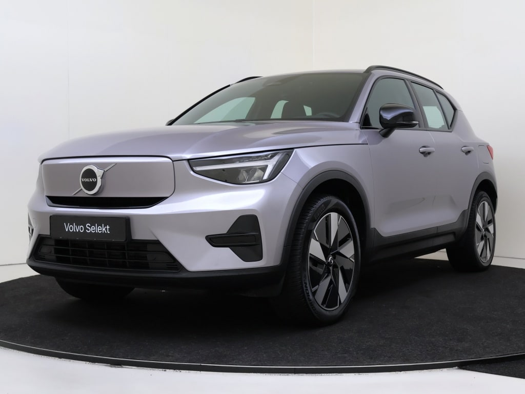 Volvo EX40 Extended Plus Dark 82 kWh | Trekhaak | Keyless | Stoel/stuurverwarming |