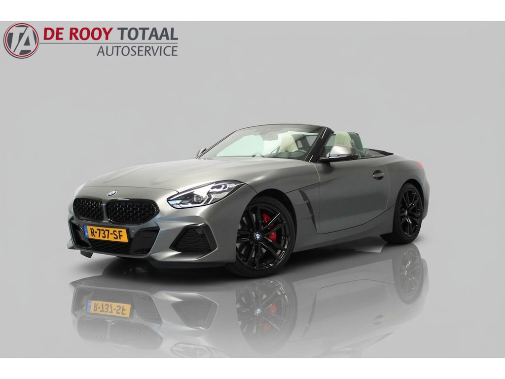 BMW Z4 Roadster sDrive30i | 259PK | Mat Grijs (Frozen Grey II) | M-Sport | Nederlandse auto | Leder Elfenbeinweiss | HUD