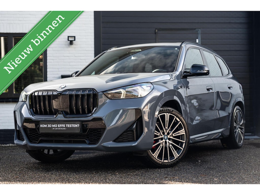 BMW X1 xDrive30e M Sportpakket Panodak Trekhaak HUD 360 Memo