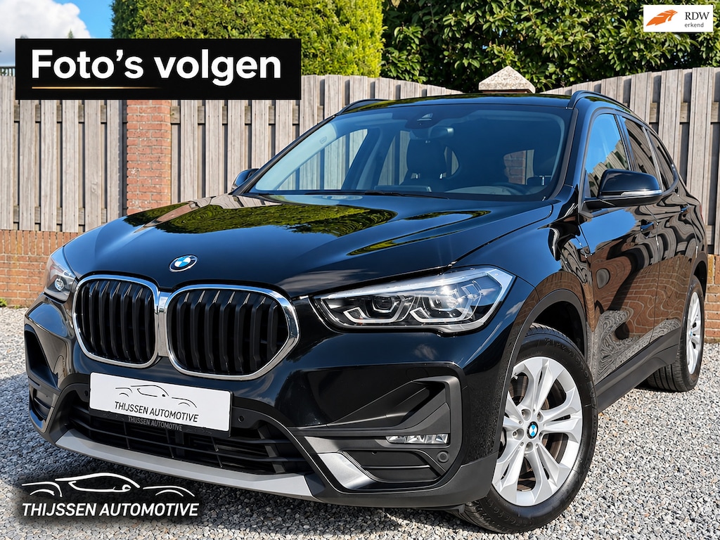 BMW X1 XDrive25e Executive STOEL STUUR VERWARMING HEADUP LEER NAVI CLIMATECONTROL P-CAMERA CRUISE