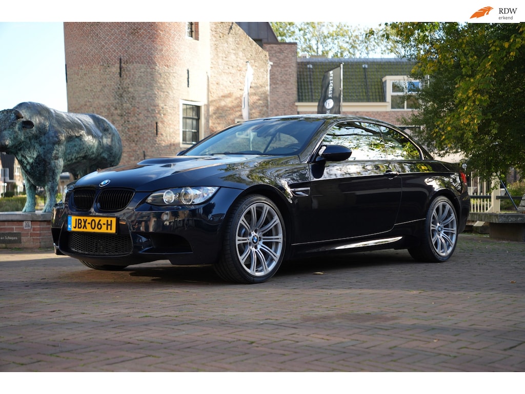 BMW M3 (E93) DCT Individual Jerez Schwarz M Drivers Package