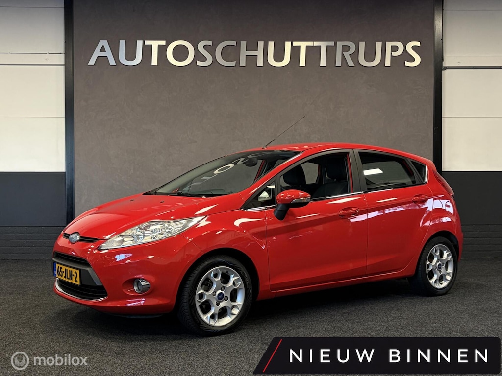 Ford Fiesta 1.25 Titanium TR.HAAK / CLIMA / CRUISE / BLUETOOTH / LMV /