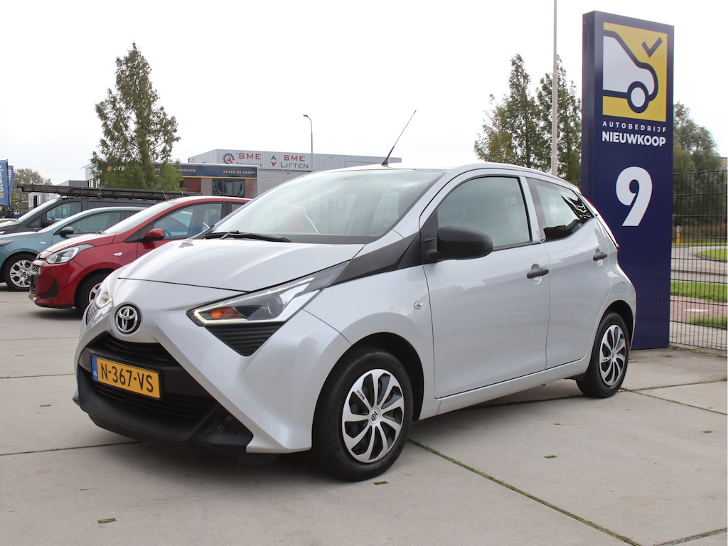 Toyota Aygo 1.0 VVT-i Sparco Carkit, Airco, NL-Auto, NAP Zomeractie!