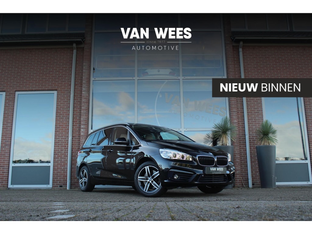 BMW 2-Serie Gran Tourer 220i 7p. High Executive | Sport Line | 2e eigenaar | Dealer onderhouden | HiFi audio | Head-up | Panoramadak | DAB | Camera | Stoelverwarming | Sportstoelen