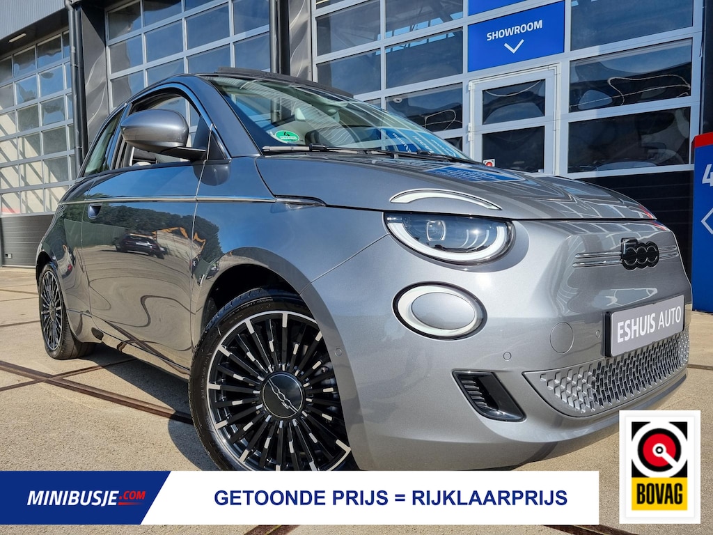 Fiat 500e Cabrio La Prima by Bocelli 42 kWh JBL / 17 INCH / CAMERA / NAVI / 9.558 KM.