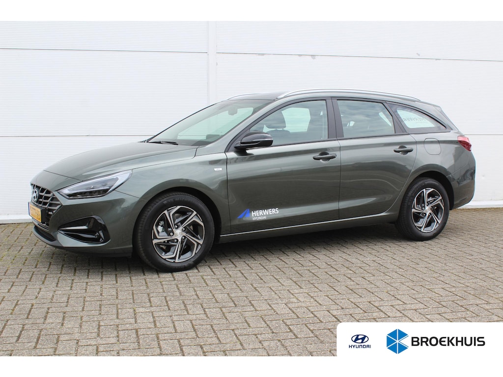 Hyundai i30 Wagon 1.0 T-GDi MHEV Comfort Smart / Navigatie + Apple Carplay/Android Auto / Climate Control / Achteruitrijcamera / Cruise Control / Keyless Entry & Start /