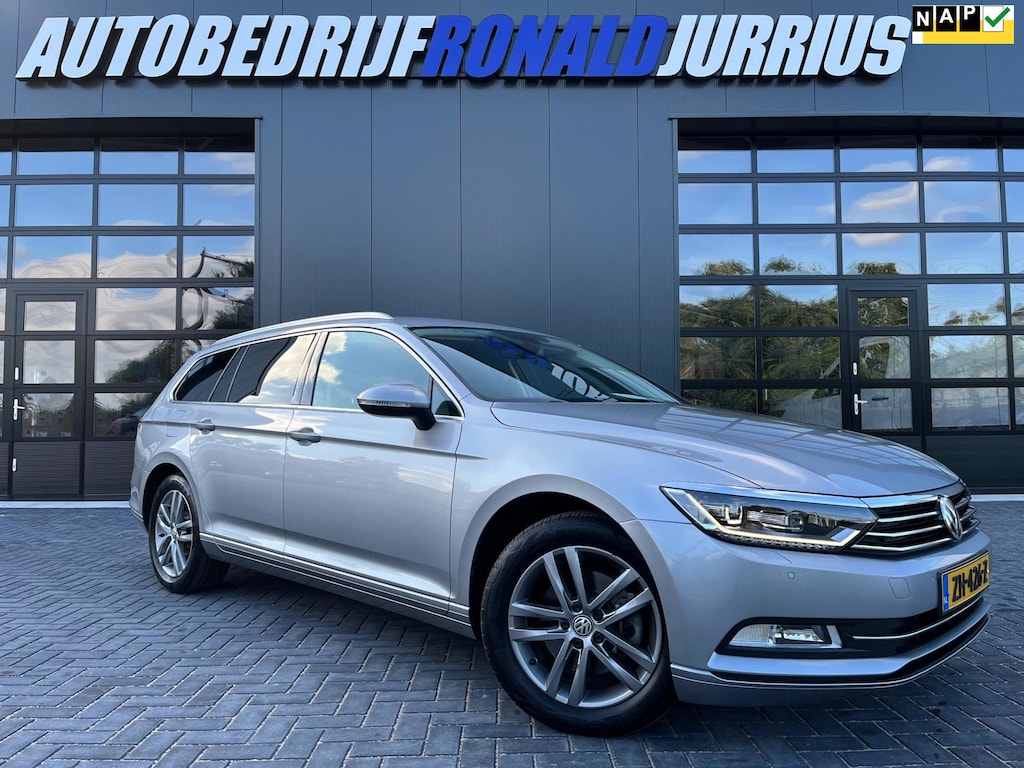 Volkswagen Passat Variant 1.5 TSI Comfortline Business NL.Auto/150Pk/Trekhaak/Automaat/Adaptive-Cruise/CarPlay/2De Eigenaar