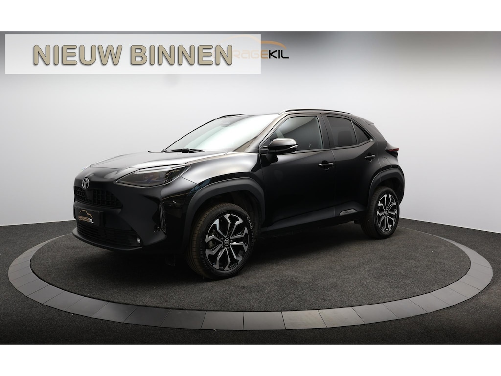 Toyota Yaris Cross 1.5 Hybrid 130 Team D Dealer Onderh. / Camera / Smartphone integratie / Stoel- en stuur verwarming / Keyless Entry / LED