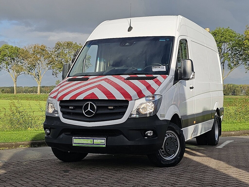 Mercedes-Benz Sprinter 519 L2H2 N2 3500Kg Trekhaak V6 3.0Ltr Dubbellucht Euro6 BPM-Vrij Camera 190Pk!