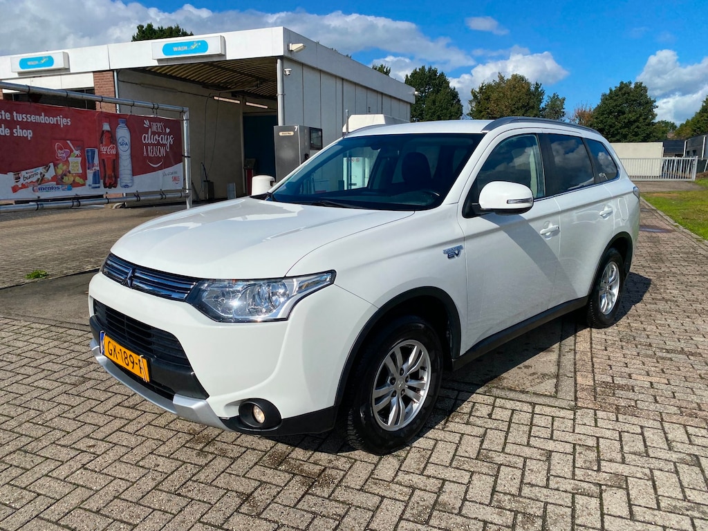 Mitsubishi Outlander 2.0 PHEV Business Edition X-Line