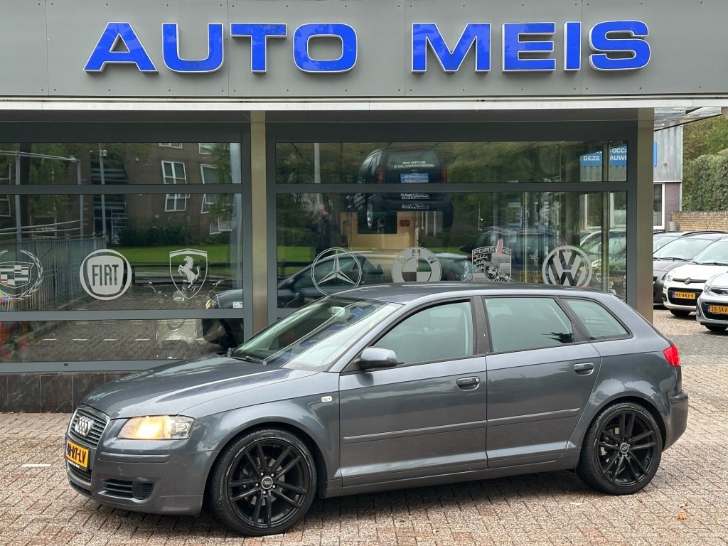 Audi A3 1.6 FSI Attraction Airco Cruise NAP-Autopas