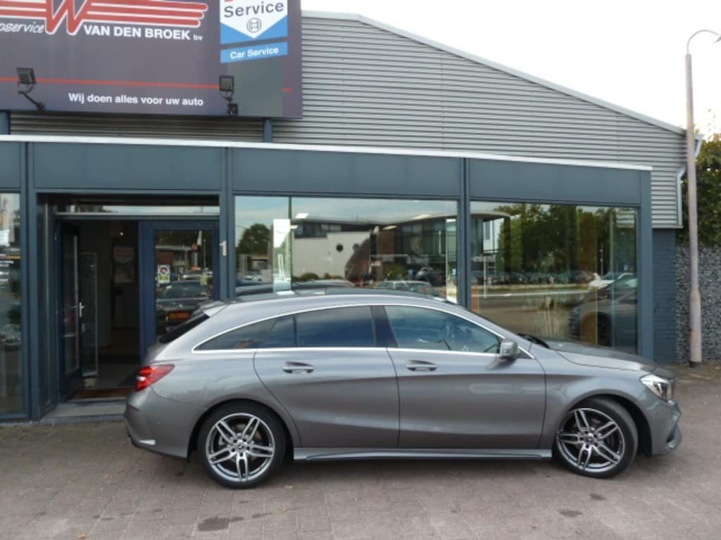 Mercedes-Benz CLA Shooting Brake 180 122pk 7G-DCT Business Solution AMG Upgrade