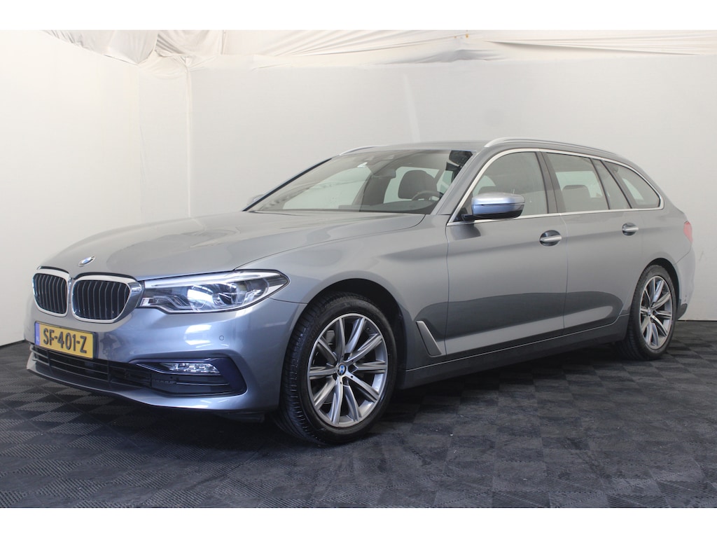BMW 5-Serie Touring 520i Corporate Lease High Executive |Camera|Stoelverw.|
