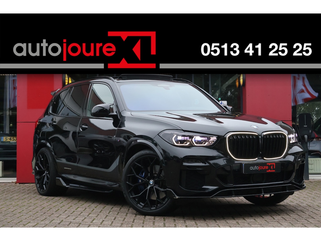 BMW X5 xDrive45e High Executive | M-Sport | Achteras besturing | Luchtvering | B&W Audio | Panoramadak | ACC | HUD | Trekhaak |