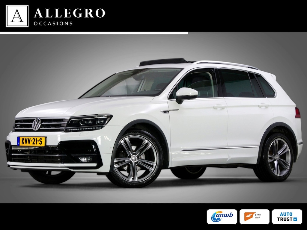Volkswagen Tiguan 1.5 TSI ACT Highline Business R-Line (PANO, TREKHAAK, ADAPTIVE CRUISE, APPLE CARPLAY/ANDROID AUTO, 360 CAMERA)
