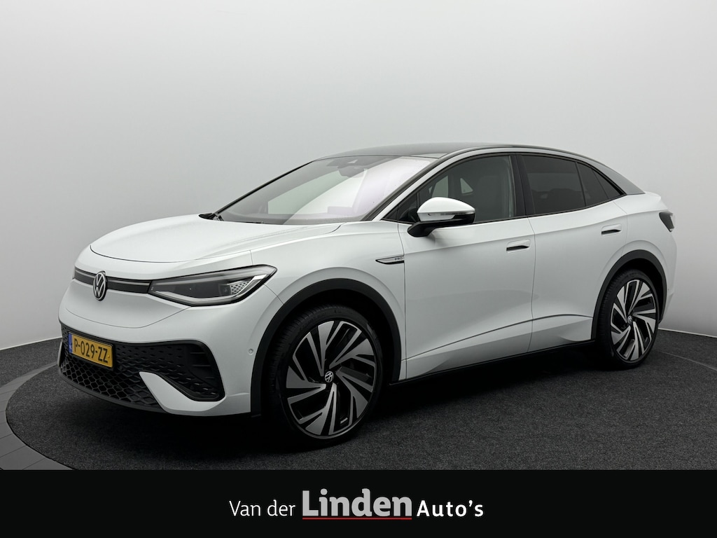 Volkswagen ID.5 Pro 77 kWh SOH 94,7% | Warmtepomp | Trekhaak | IQ Light | Head-Up Display | Panoramadak | Stoel/Stuurverwarming