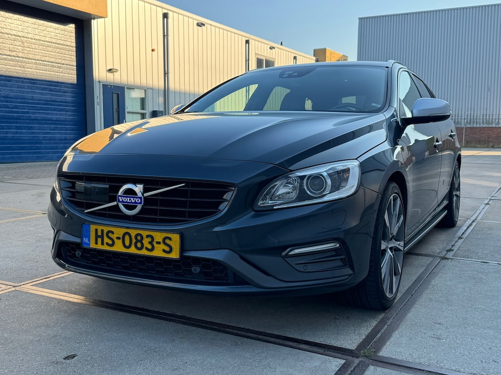 Volvo V60 2.4 D6 Twin Engine R-Design