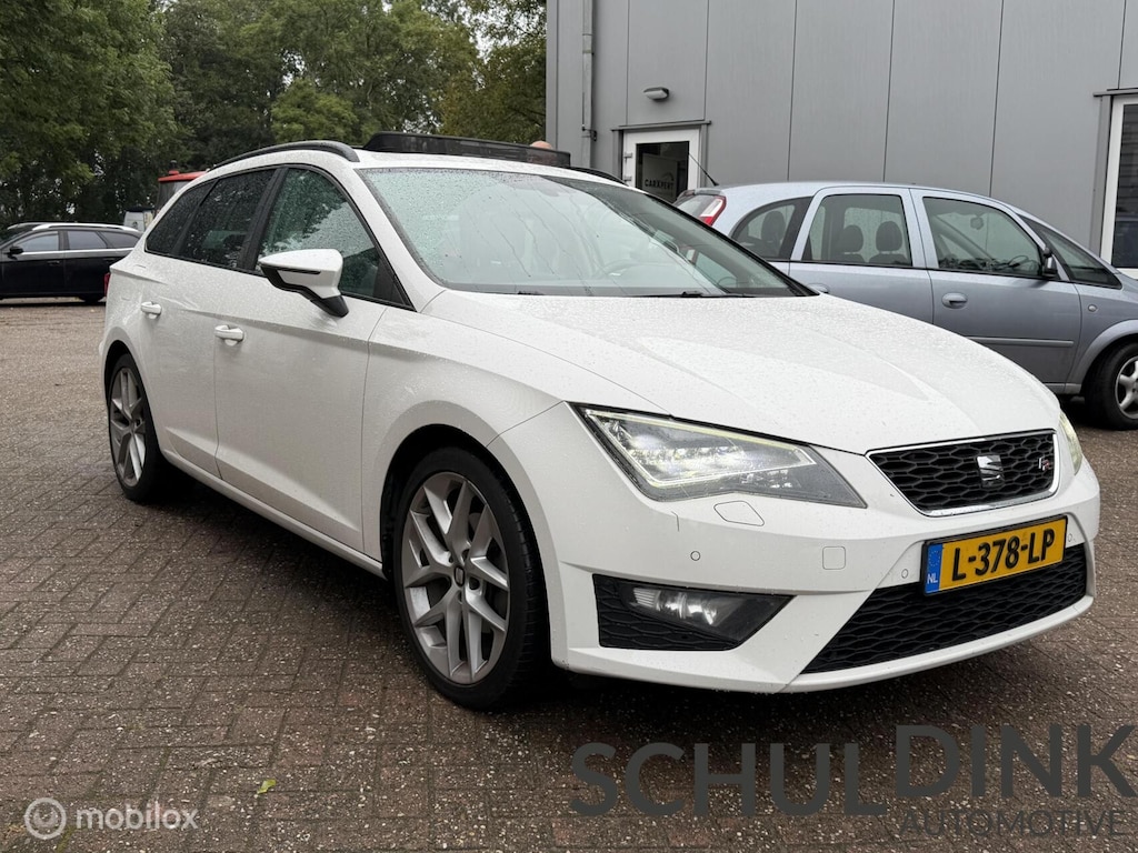 SEAT Leon ST 1.4 TSI ACT FR Dynamic PANORAMADAK|TREKHAAK