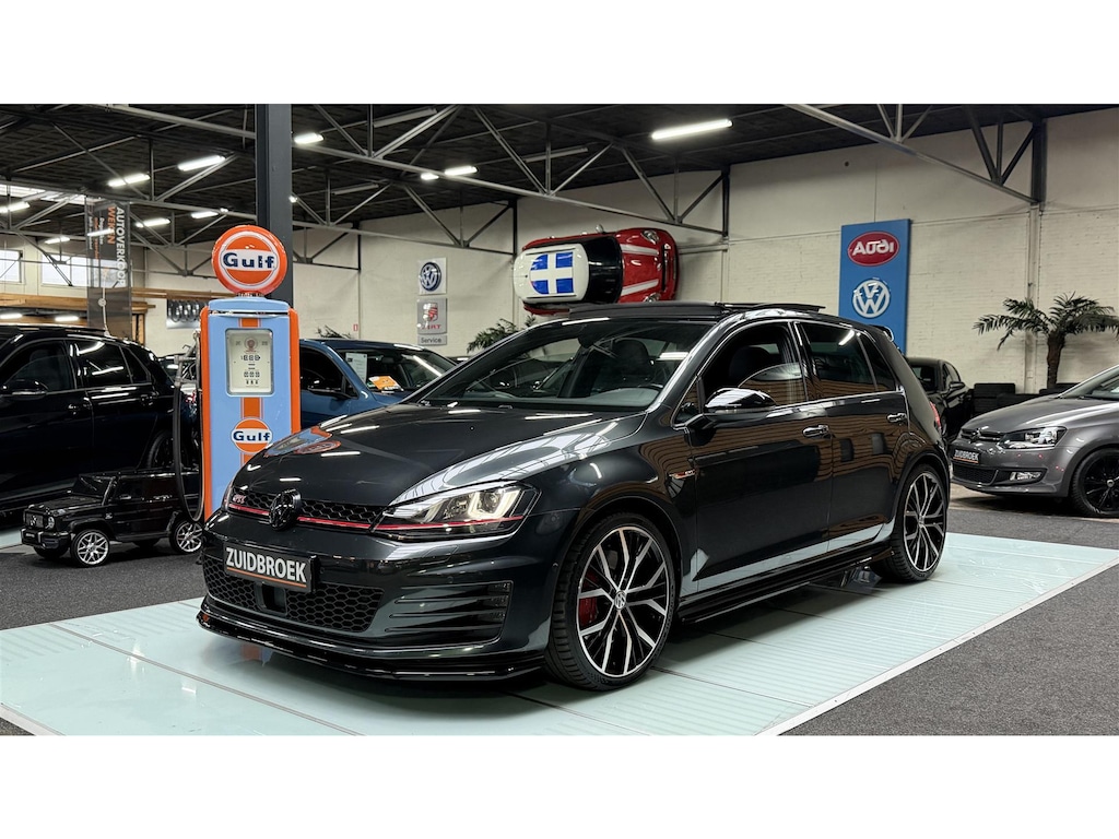 Volkswagen Golf 2.0 GTI DSG | Pano | Dynaudio | Maxton | Navi | Clima