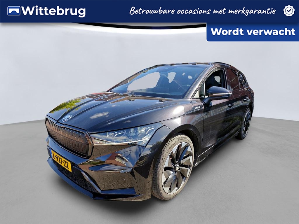 Skoda Enyaq iV 60 180PK Sportline / Keyless / Matrix Led / App-Connect / Dodehoek Sensor / Navi / Parkeersensor V+A / Camera / 21''LMV