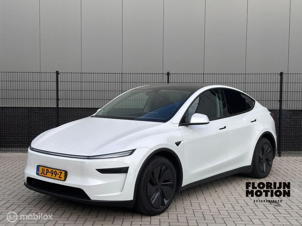 Tesla Model Y RWD 58 kWh | Premium Interior | FSD4 | Stoelverwarming en ventilatie | LFP Accu