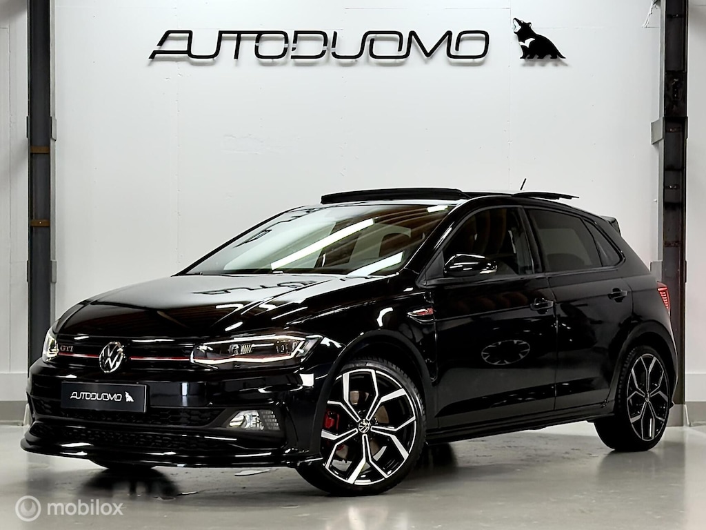 Volkswagen Polo 2.0 TSI GTI | Pano | Beats | ACC | IQ Drive | 18" | Maxton Design | Digital Cockpit | Sfeer | Parksensor | Apple- & Android Carplay | 200PK
