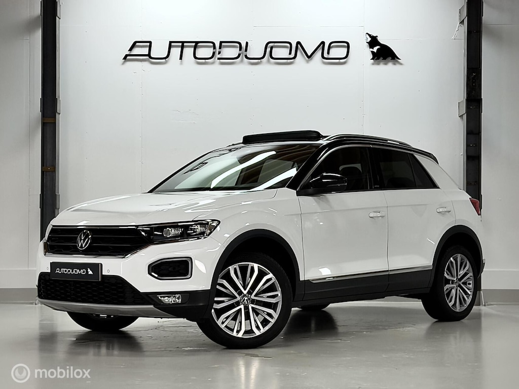 Volkswagen T-Roc 1.5 TSI United | Pano | Black Style | ACC | Stoelverwarming | Camera | Sfeer | Digital Cockpit | 18" | Mistlampen | Apple & Android CarPlay
