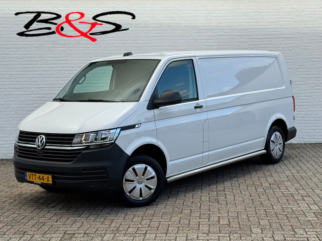 Volkswagen Transporter 2.0 TDI L2H3 28 Comfortline Carplay Cruise Navigatie Airco Trekhaak 3 Zitplaatsen