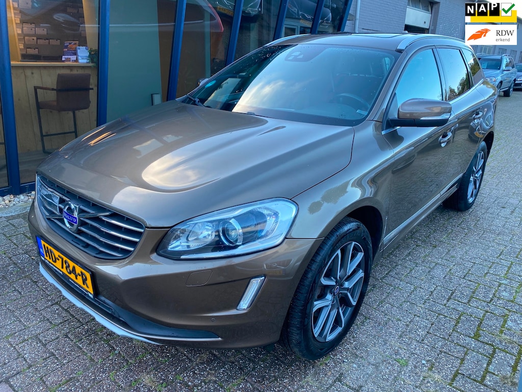 Volvo XC60 2.0 T5 FWD Summum LEER / NAVI / PANODAK