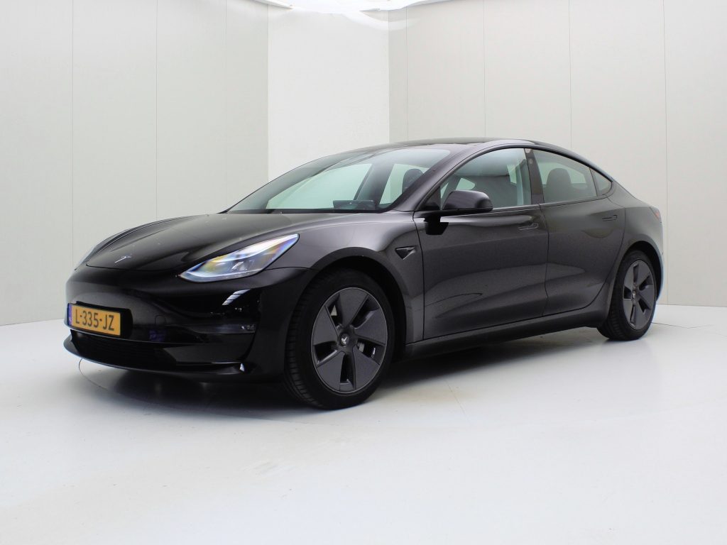 Tesla Model 3 Long-Range Dual Motor AWD Tesla Model 3 Long-Range AWD 351pk 75 kWh FACELIFT 89,5% SoH [ WARMTEPOMP+AUTOPILOT+620KM WLTP+PREMIUM AUDIO ]