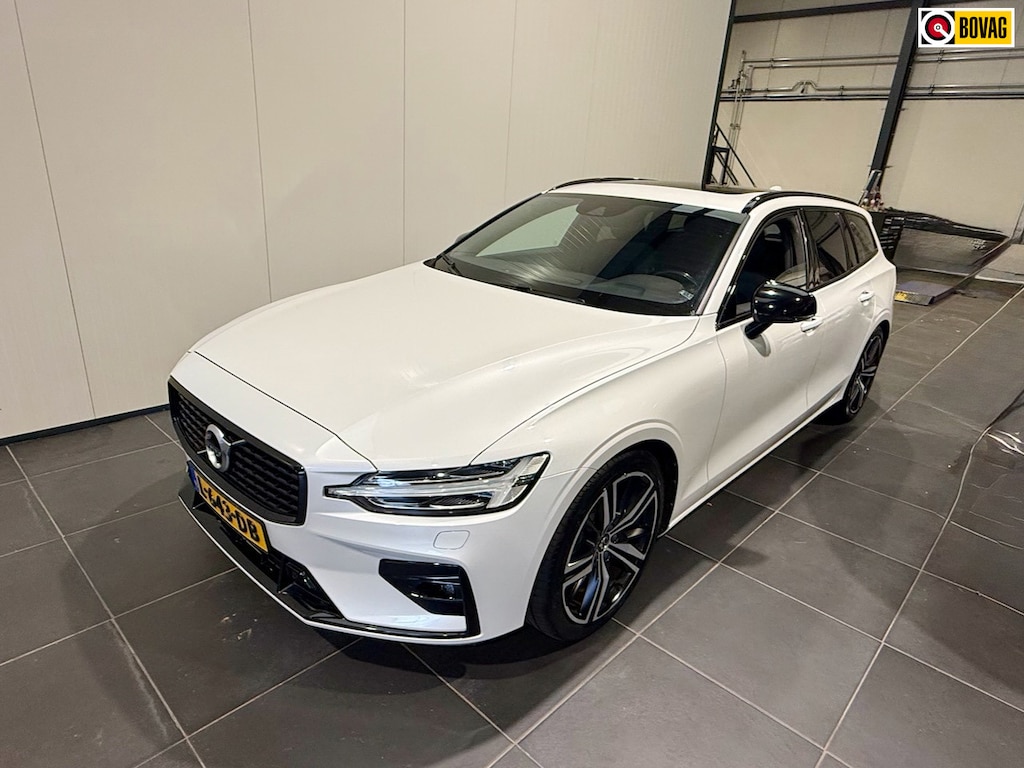 Volvo V60 2.0 D4 R-Design|Carplay|Leer|Panodak|AHK