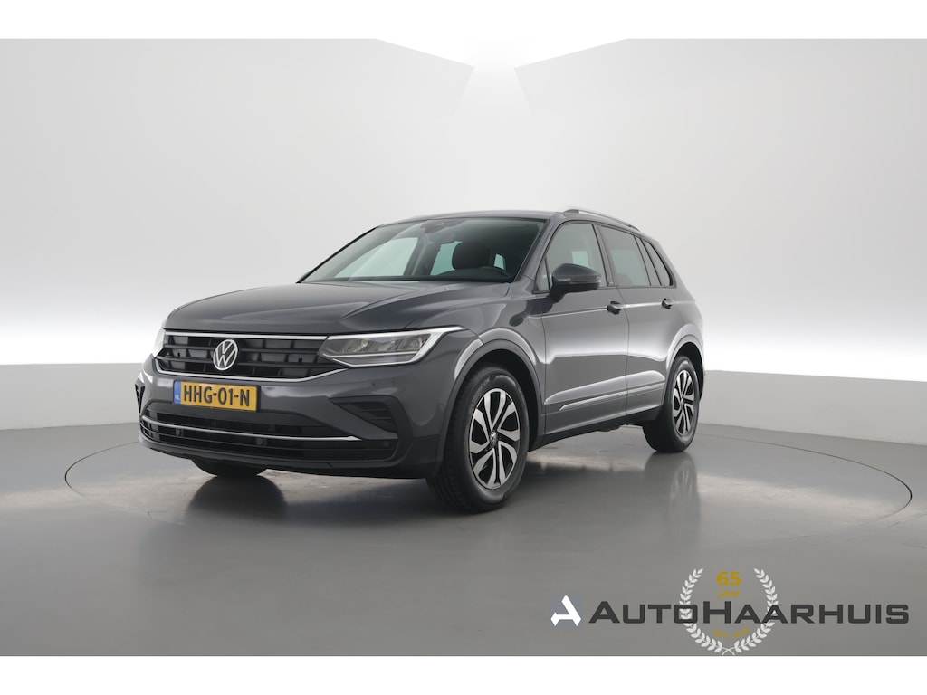 Volkswagen Tiguan 1.5 TSI Life | Rijklaar! | Adapt. Cruise | Camera | Trekhaak | Apple CarPlay + NAV | Digi. cockpit |