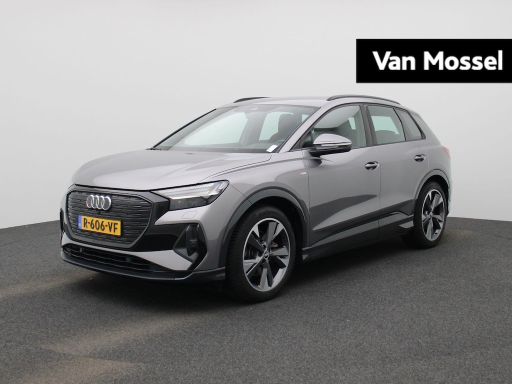 Audi Q4 e-tron 35 S edition 55 kWh 170 PK | S-line | Automaat | Navigatie | Camera | Stoelverwarming | SONOS Sound | Elektrische stoelen | LED | Lichtmetalen velgen |