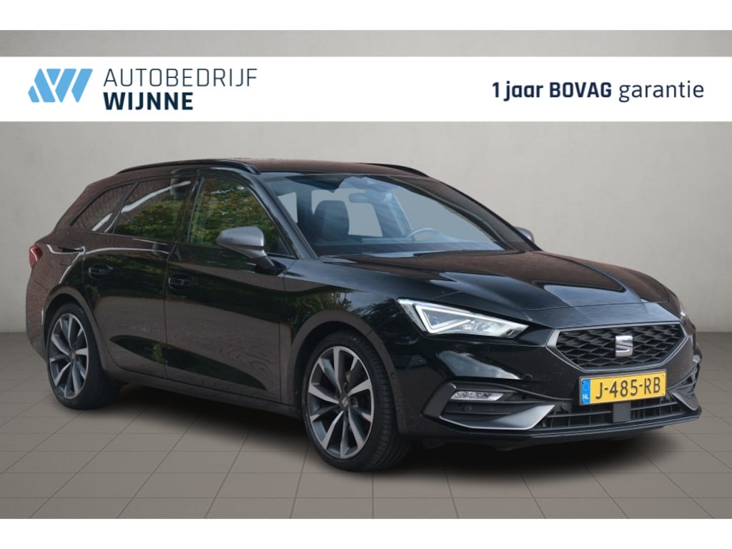 SEAT Leon 1.5 eTSi 150pk DSG Sportstourer FR Launch Editon - Adaptive cruise - Elektrische achterklep - Apple CarPlay - Keyless - Parkeersensoren - Stoelverwarming - Climate control