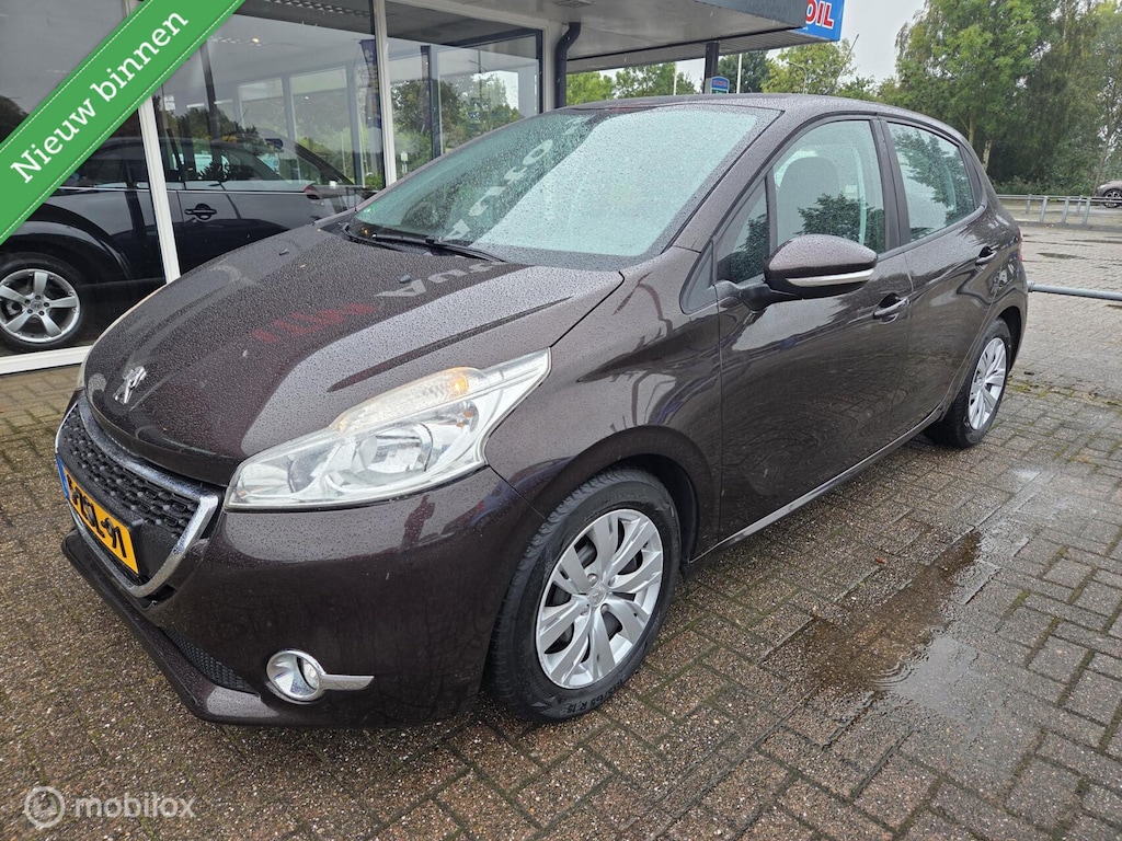 Peugeot 208 1.4 VTi Active 5 deurs Airco Cruise Camera