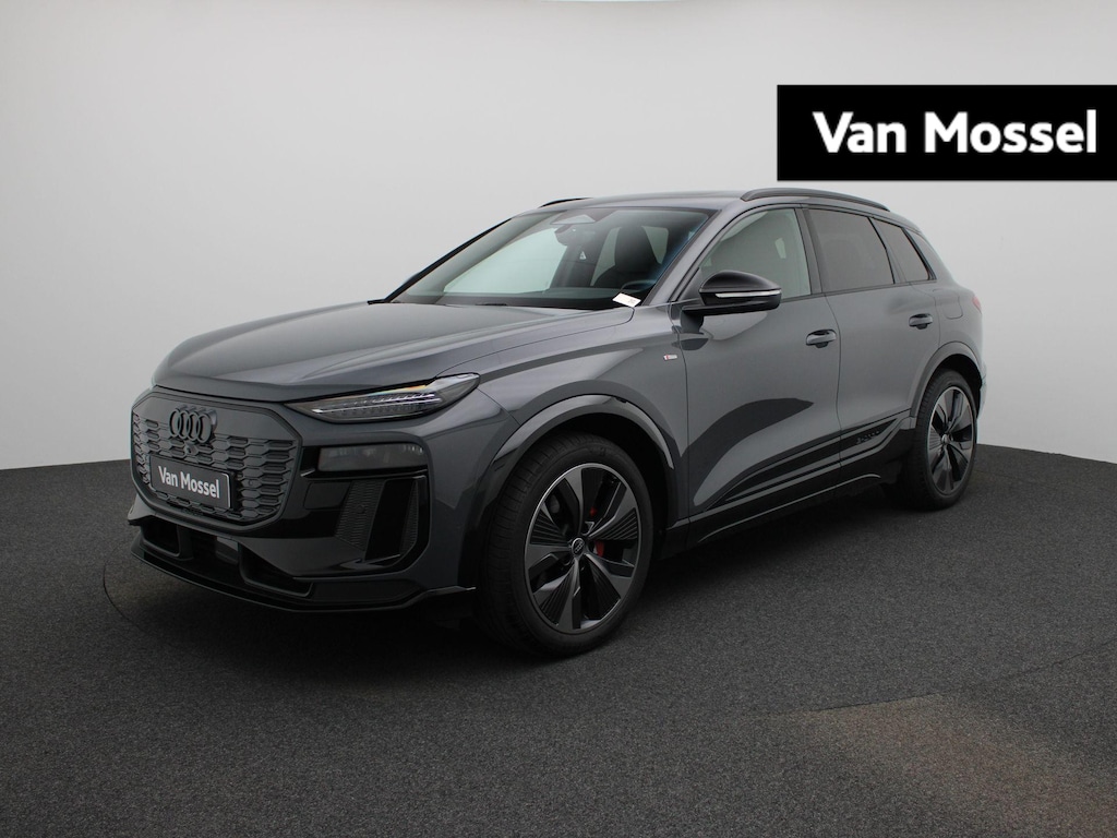 Audi Q6 e-tron edition performance 100 kWh 306 PK | S-Line | Automaat | Panoramadak | Luchtvering | Trekhaak | 360 Camera | LED Matrix | Navigatie | Stoelverwarming | Bijrijdersscherm | Keyless |