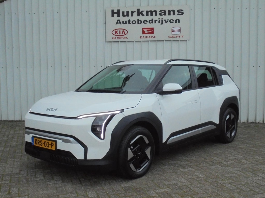 Kia EV3 58,3 kWh 204pk AIR MORGEN LEVERBAAR NAVI CAMERA CARPLAY ENZ....