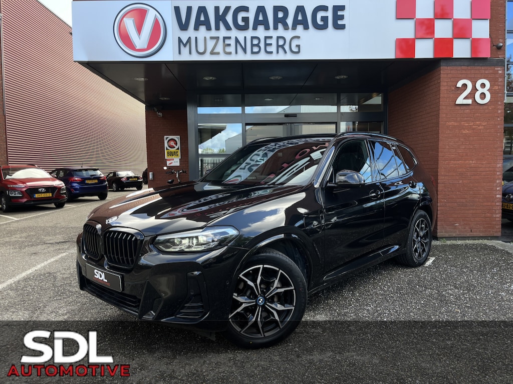 BMW X3 xDrive30e High Executive M-Sport Shadow Line // LEDER // ELEK.STOEL+GEHEUGEN // ELEK. KLEP // SCHUIF-KANTELDAK // 360 CAMERA+SENSOREN // KEYLESS // NAVI+CARPLAY // VIRTUAL COCKPIT //