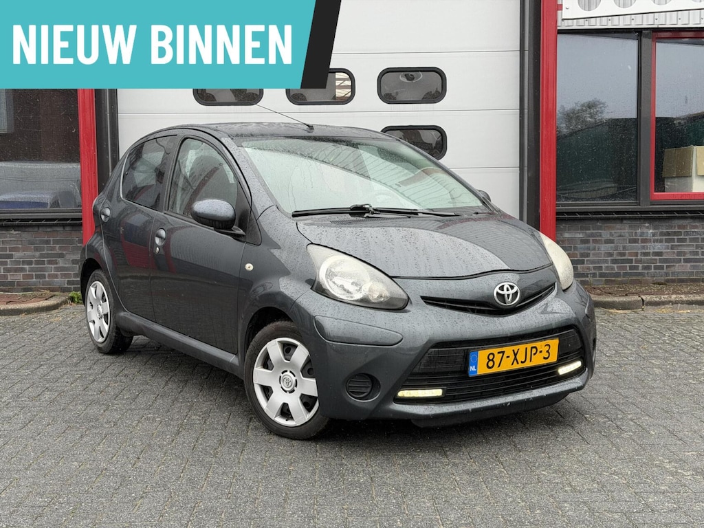 Toyota Aygo 1.0 VVT-i Aspiration, AUTOMAAT, Apk tot juli 27