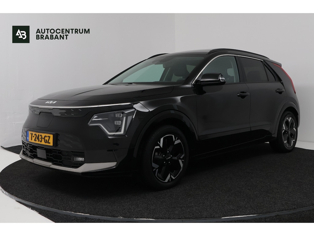 Kia Niro EV DynamicPlusLine 64.8 kWh (PANORAMADAK, TREKHAAK, CAMERA, STOEL/STUUR VERWARMING)